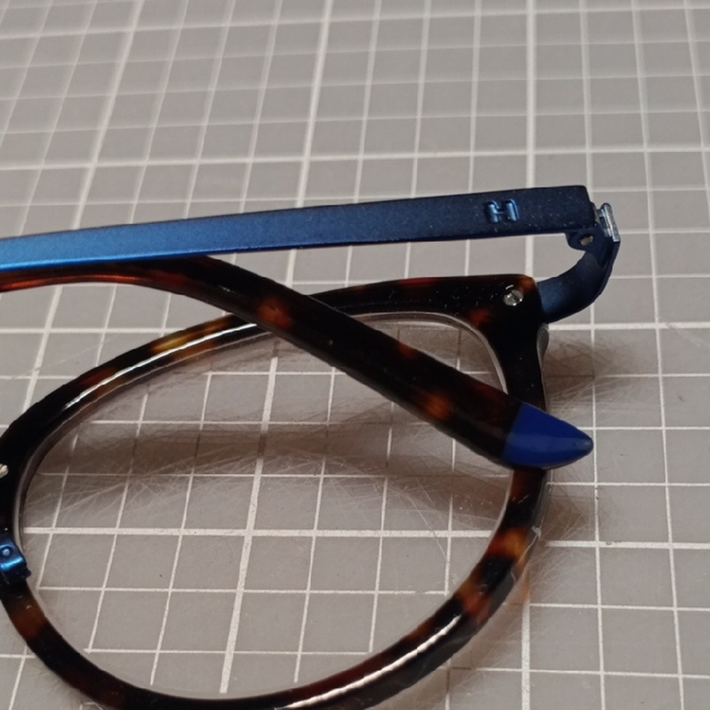 Tortoise Shell Round Glasses - Picture 9 of 9